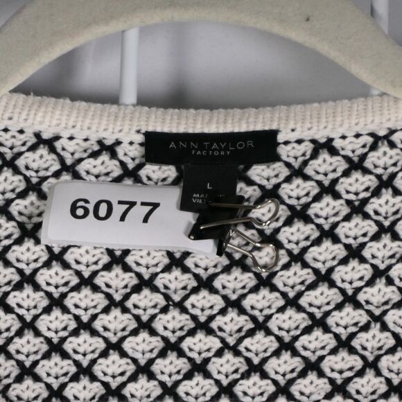 Ann Taylor Factory Cardigan Sweater Women Large Black White Classic Minimalist - Picture 6 of 6